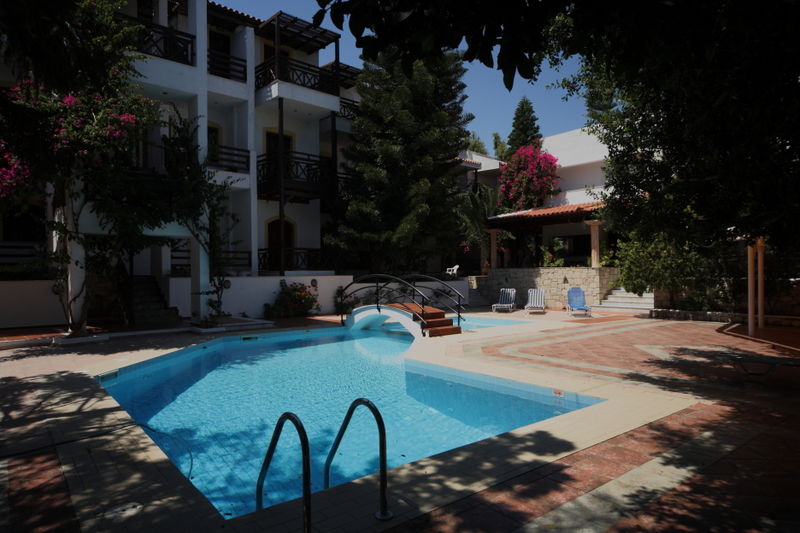 Rena Apartments กูเวส ภายนอก รูปภาพ